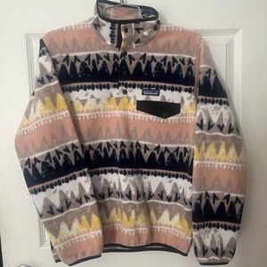 PATAGONIA Synchilla Aztec Woman’s Small Fleece Snaps Multicolored